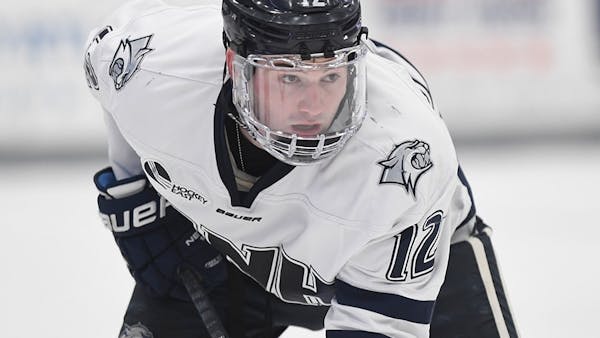 THUNDER TABS ROOKIE FORWARD SHANE EISERMAN