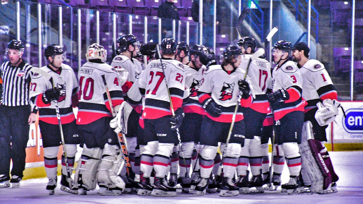 THUNDER'S LATE SURGE BESTS THE BEAST 4-3