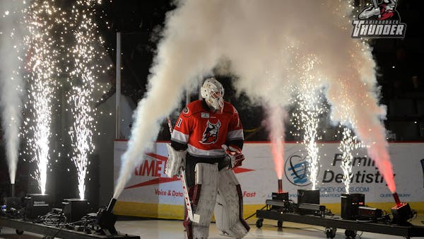 SAKELLAROPOULOS NAMED CCM ECHL GOALTENDER OF THE WEEK!
