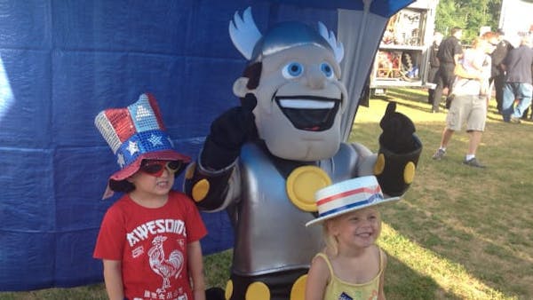 GUNNAR AT THE NATIONAL NIGHT OUT AGAINST CRIME!