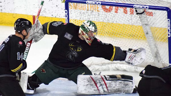 BIG SECOND PERIOD FOR IOWA LEADS HEARTLANDERS OVER AMERICANS