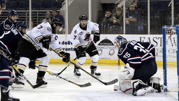 Glads Earn Point in OT Loss to Stingrays