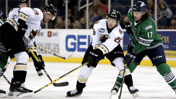 Everblades Defeat Gladiators 5-3