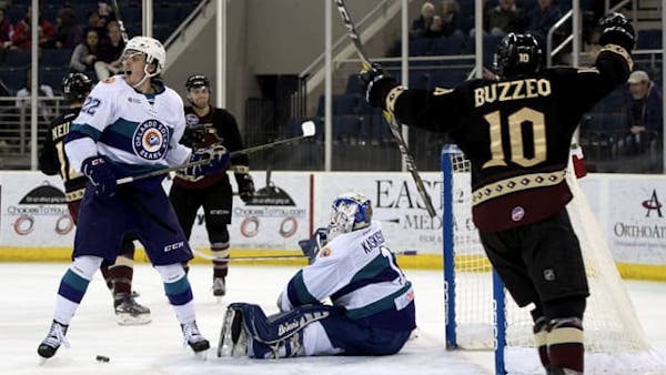 Orlando Drops Atlanta 8-5 in Offensive Battle