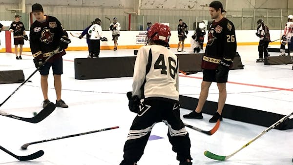Gladiators Put on Two-Hour Clinic for 150 Local Roller Hockey Players