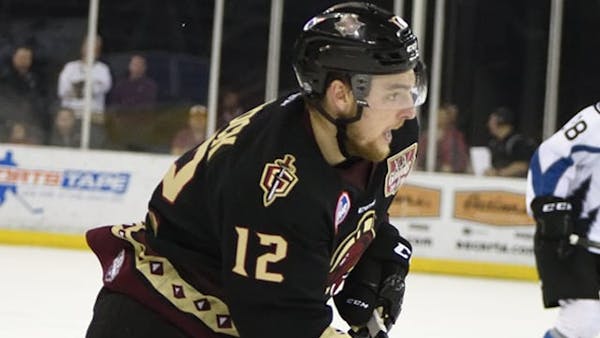 Gladiators Bring Back Branden Troock