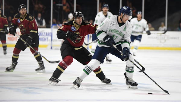Florida Doubles Up Atlanta 6-3