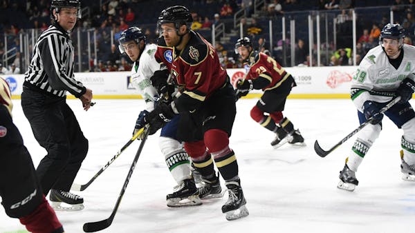 Offense Aplenty in Florida's 8-3 Thumping of Atlanta
