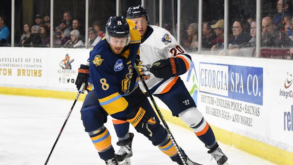 Glads relinquish early lead, fall to Rabbits