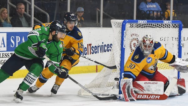Glads take 'Blades to school in 3-1 win on Education Day
