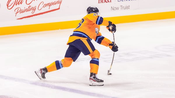 2022 All-Star Davison Re-Signs with Atlanta