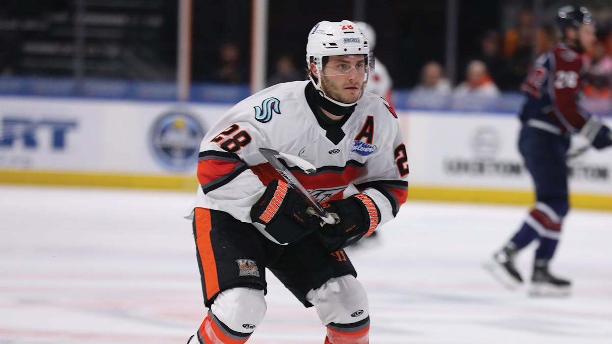 Action photo of Cade Borchardt of the Kansas City Mavericks