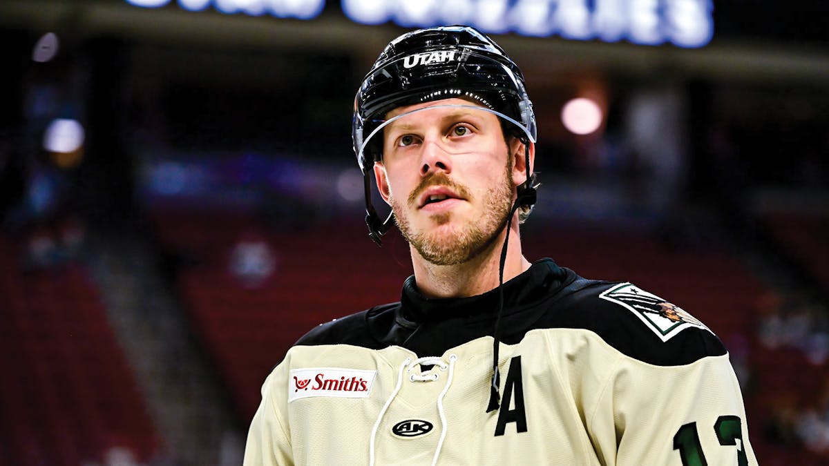 Action photo of Dylan Fitze of the Utah Grizzlies