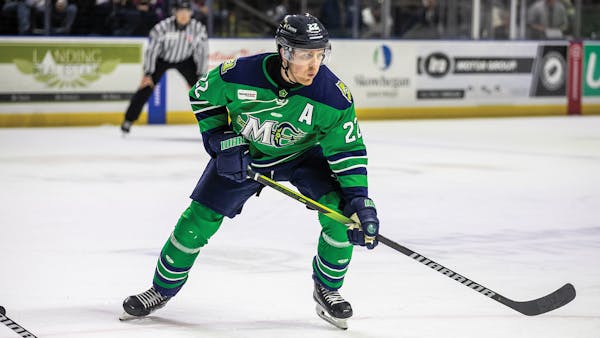 Vidmar returns to Mariners