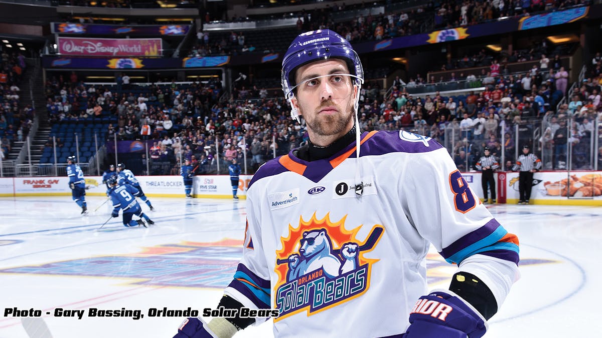 Action photo of Anthony Bardaro of the Orlando Solar Bears