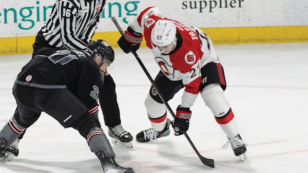 Cyclones bring back Parker