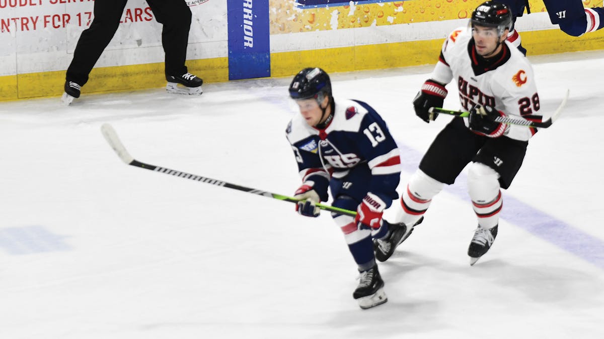 Action photo of Dean Loukus of the South Carolina Stingrays