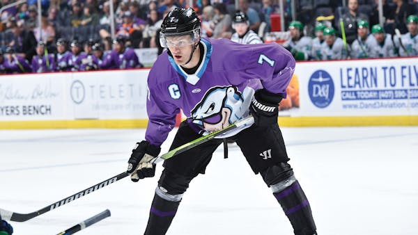 Bird re-signs with Solar Bears