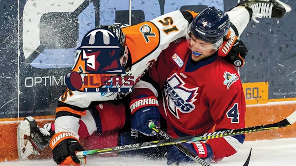 Davies agrees to terms with Oilers