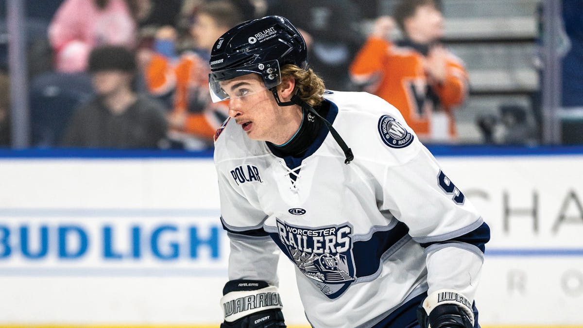 Action photo of Riley Ginnell of the Worcester Railers