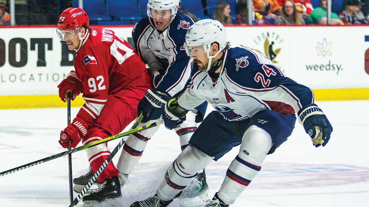 Action photo of Mike McKee of the Tulsa Oilers