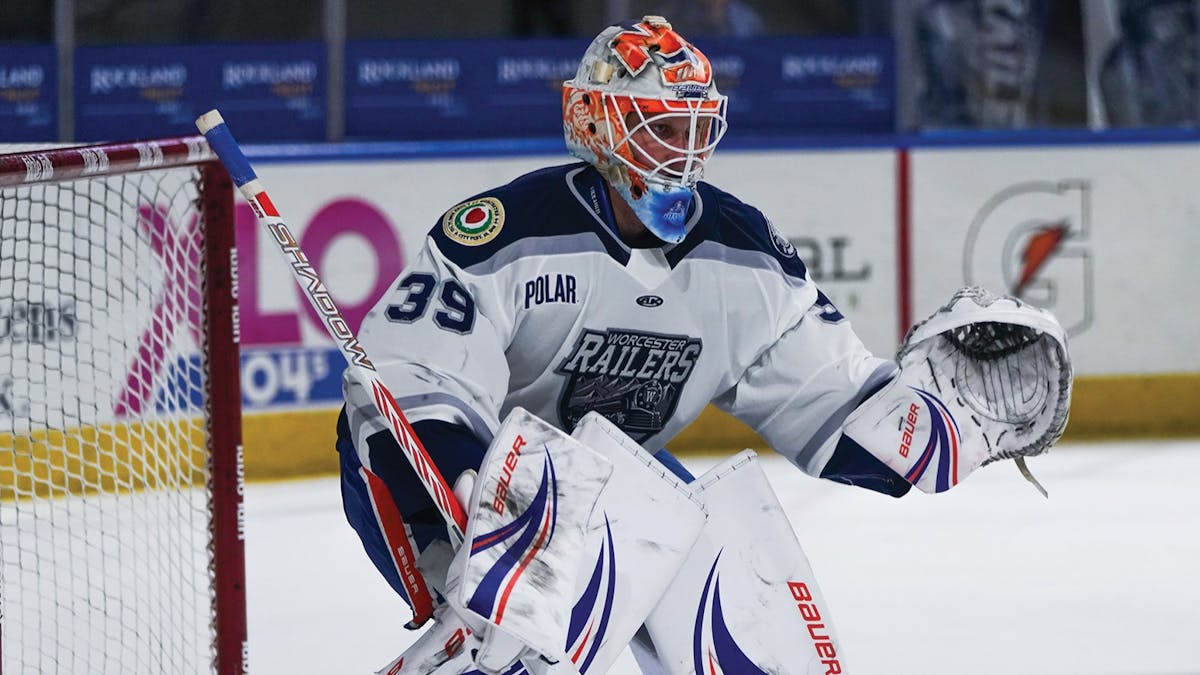 Action photo of Henrik Tikkanen of the Worcester Railers