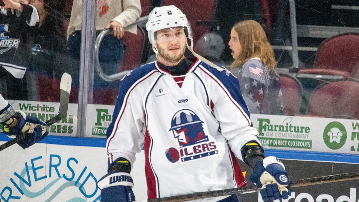 Fedorek back with Oilers