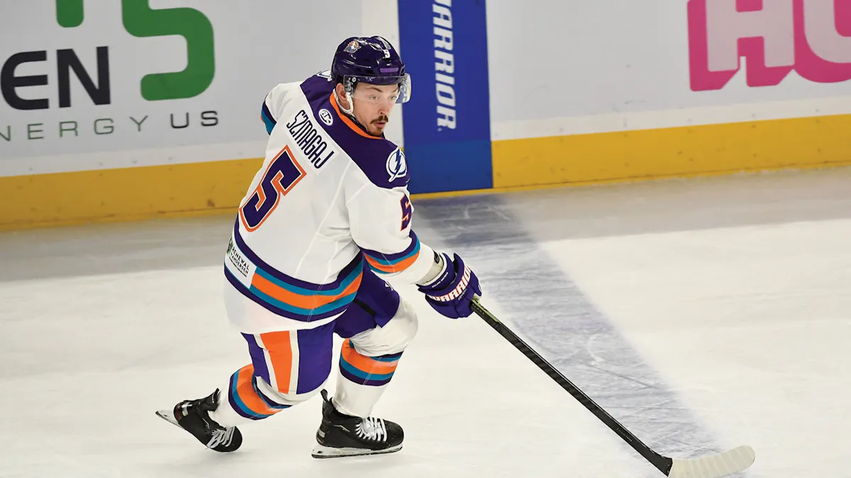 Szmagaj returns to Solar Bears