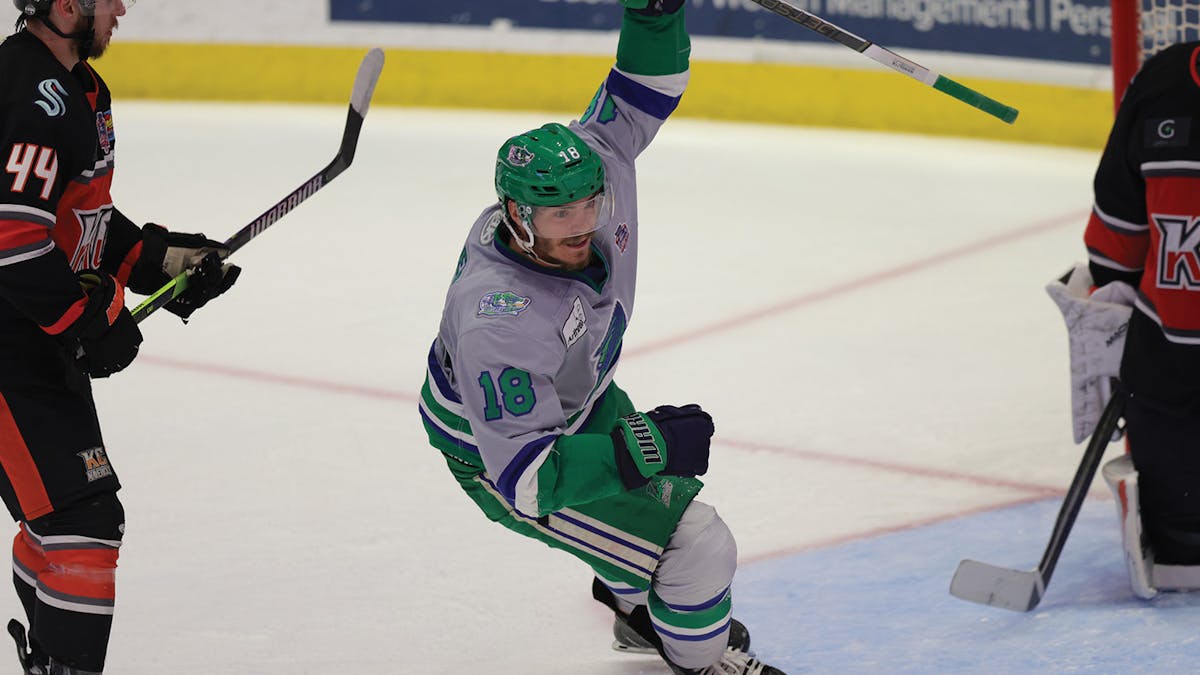 Everblades take series lead with 6-3 win