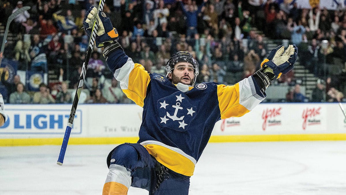 Action photo of Brandon Osmundson of the Norfolk Admirals