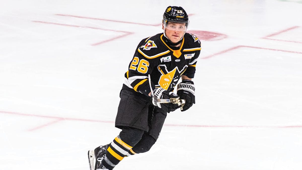 Action photo of Dustin Manz of the Wheeling Nailers