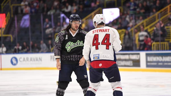 EVERBLADES FALL TO STINGRAYS