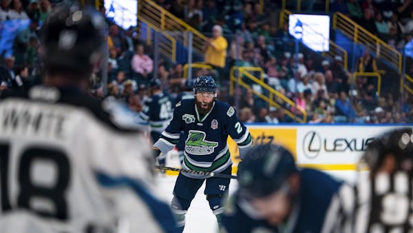 CALVERLEY AND JOHNSON LEAD BLADES TO 3-0 FINALS LEAD