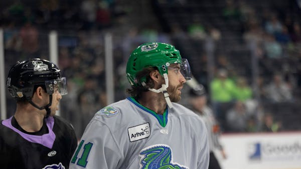 BLADES FALL LATE IN SAVANNAH