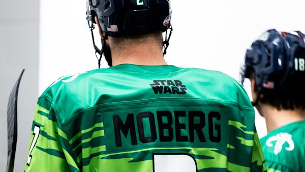 DARCY AND TENDECK LIFT BLADES PAST WORCESTER