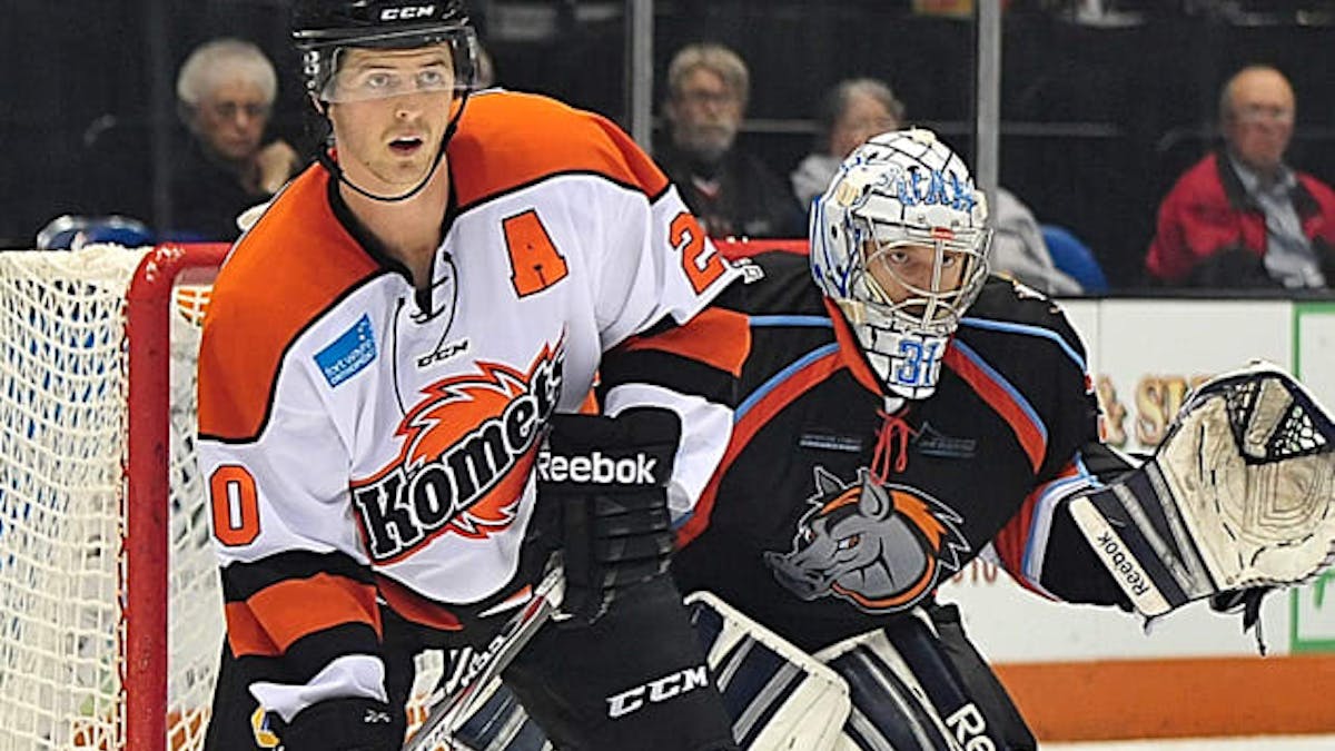 Komets hold North Division lead