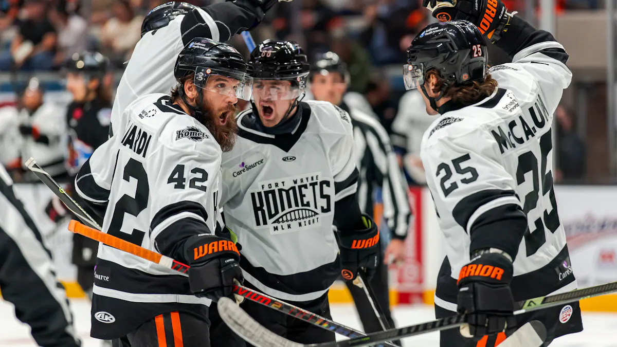 Komets grab home win against Bison