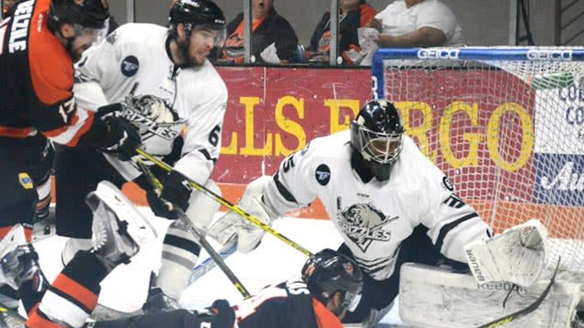Komets stun Grizzlies 3-1