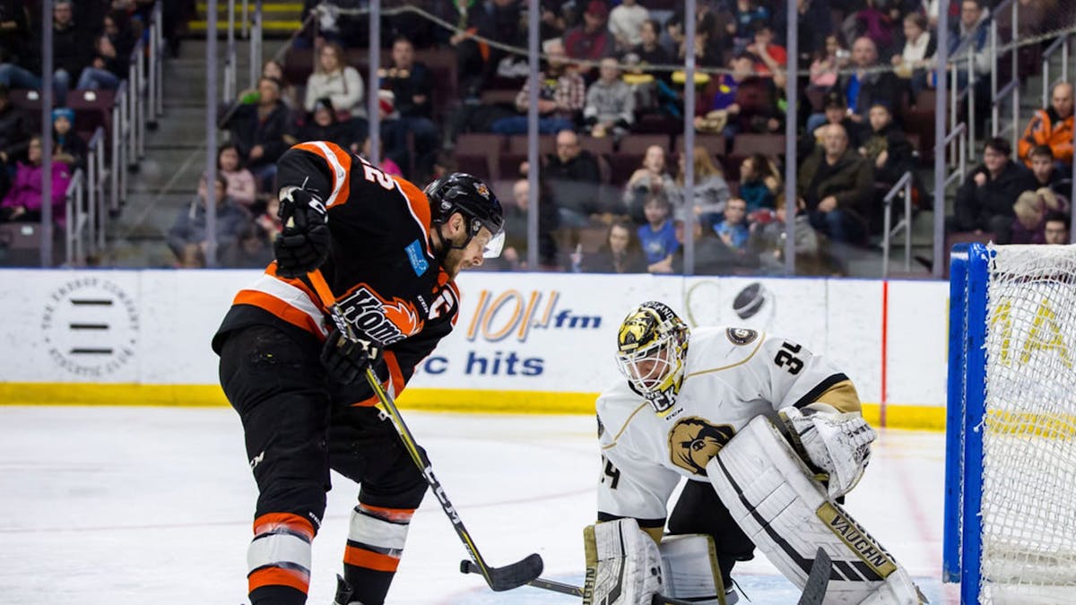 Komets extend point streak to five games