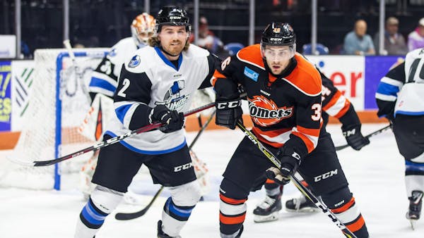 Komets rally for pair of points in week 19