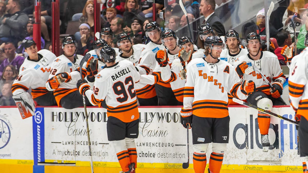 Playoff series shifts to the Jungle