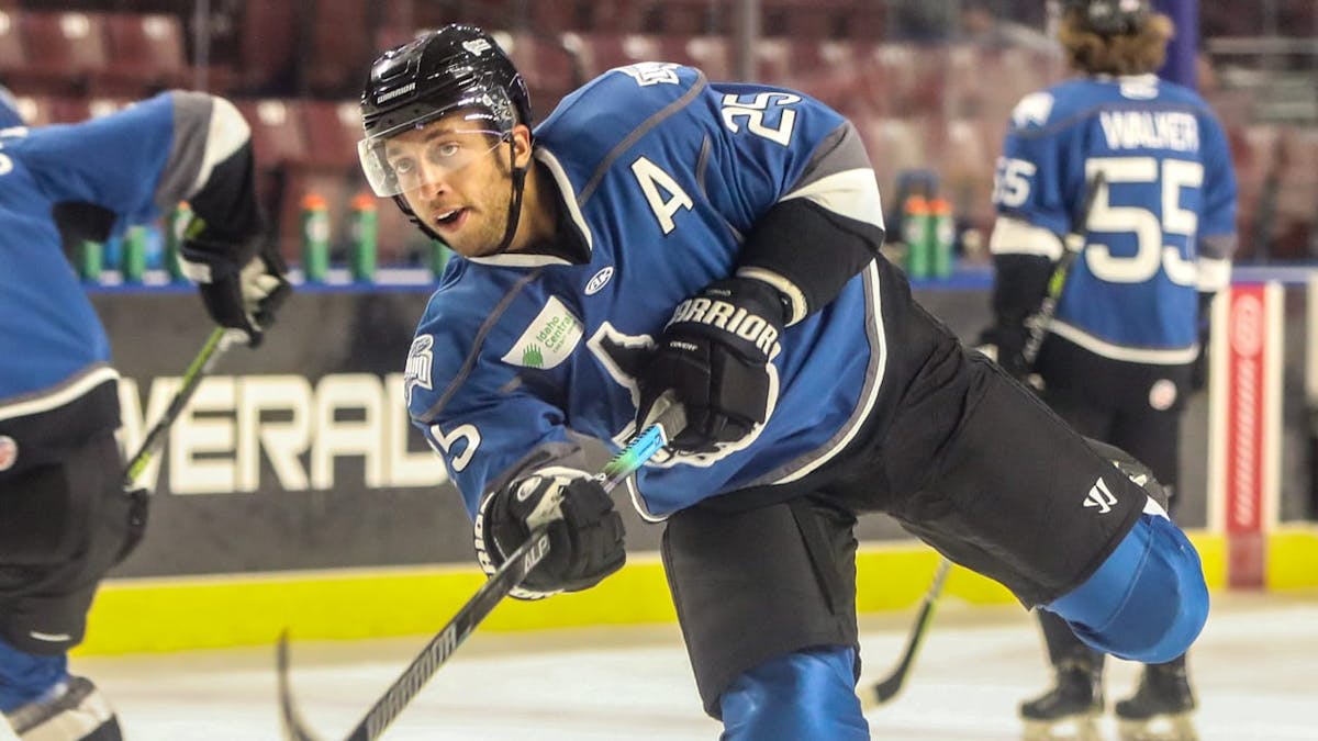 Defenseman Evan Wardley Signs PTO With Syracuse Crunch