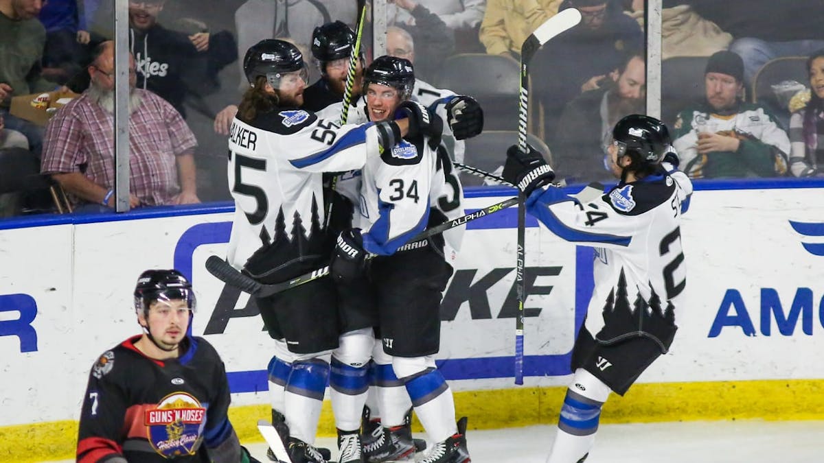 Point Earns Shutout in Steelheads 6-0 Road Rout over Grizzlies