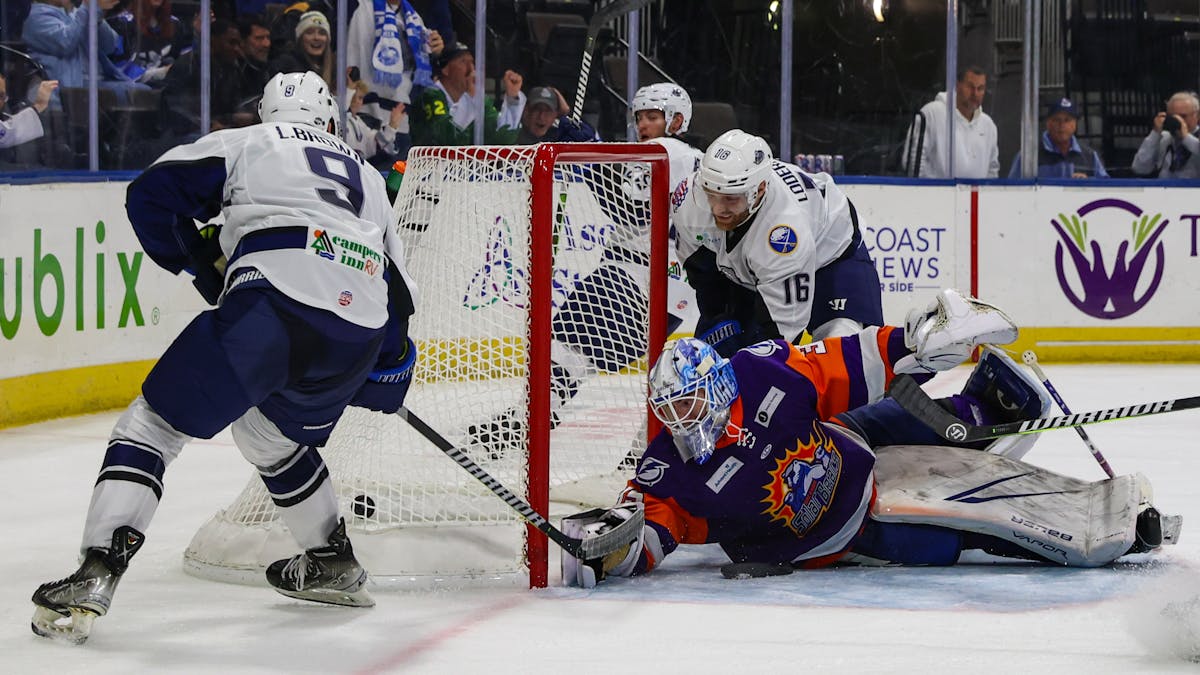 Icemen Shine in 7-2 Win over Solar Bears