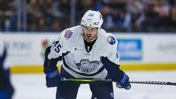 Speedy Forward Logan Cockerill Returns for Second Season with Icemen