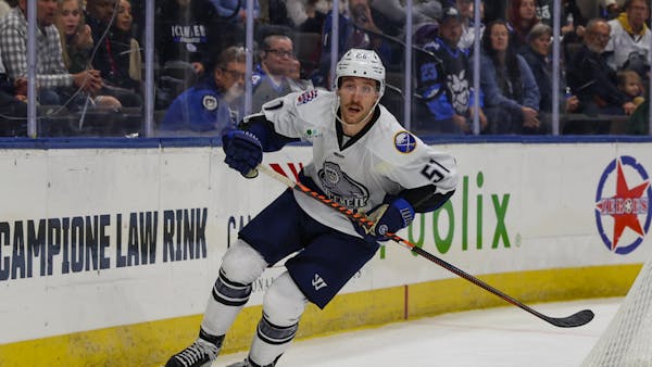 Defenseman Garrett Van Wyhe Returns for Second Season in Jax