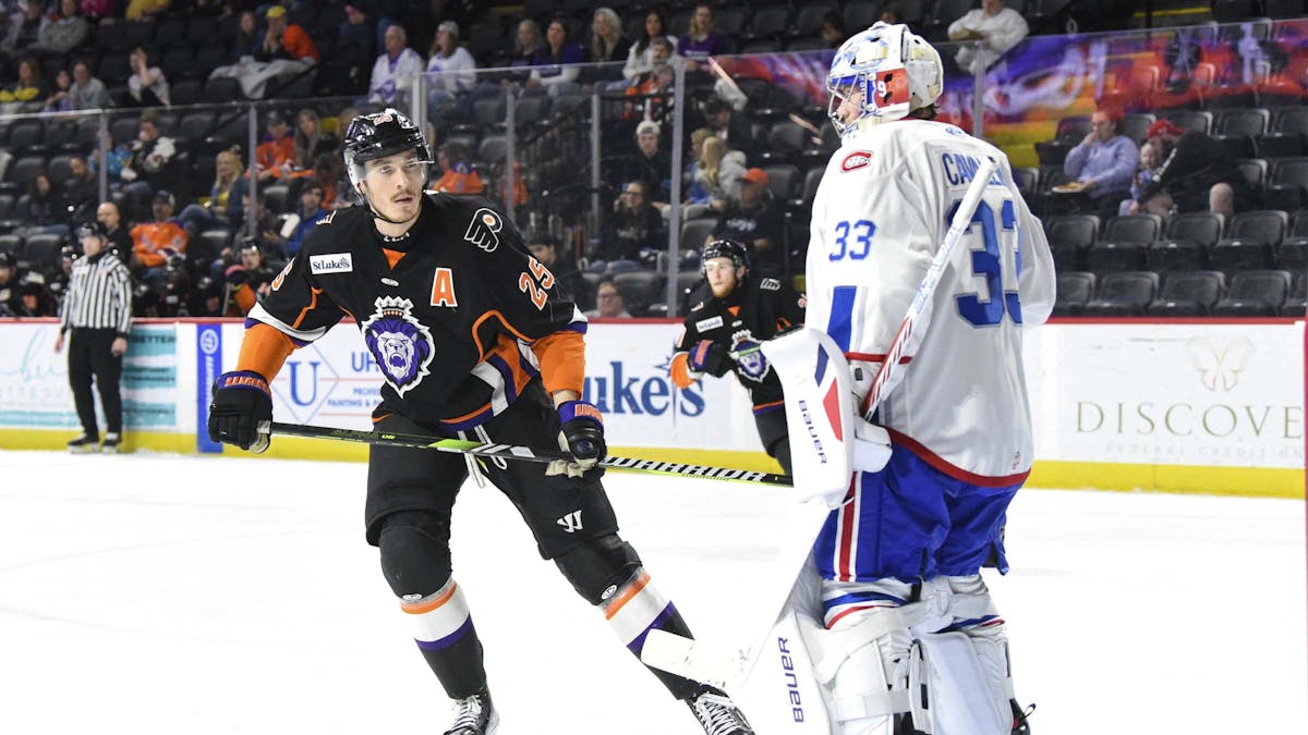 MARINERS SIGN FORWARD MASON PRIMEAU