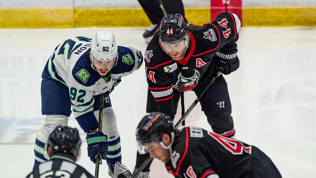 MARINERS GAIN KEY POINT IN OT LOSS AT ADIRONDACK