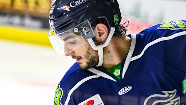 DEFENSEMAN NATE KALLEN RE-SIGNS