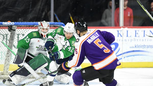 ROYALS EARLY GOAL SPURT BURIES MARINERS
